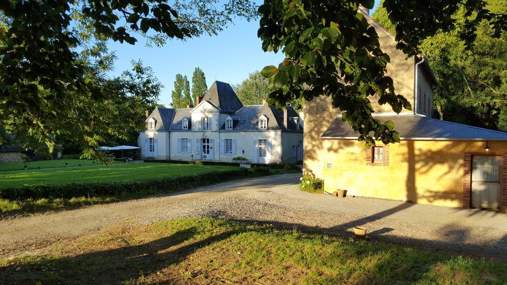 Domaine De Chatenay - Le Mans 생-사튀르냉 외부 사진