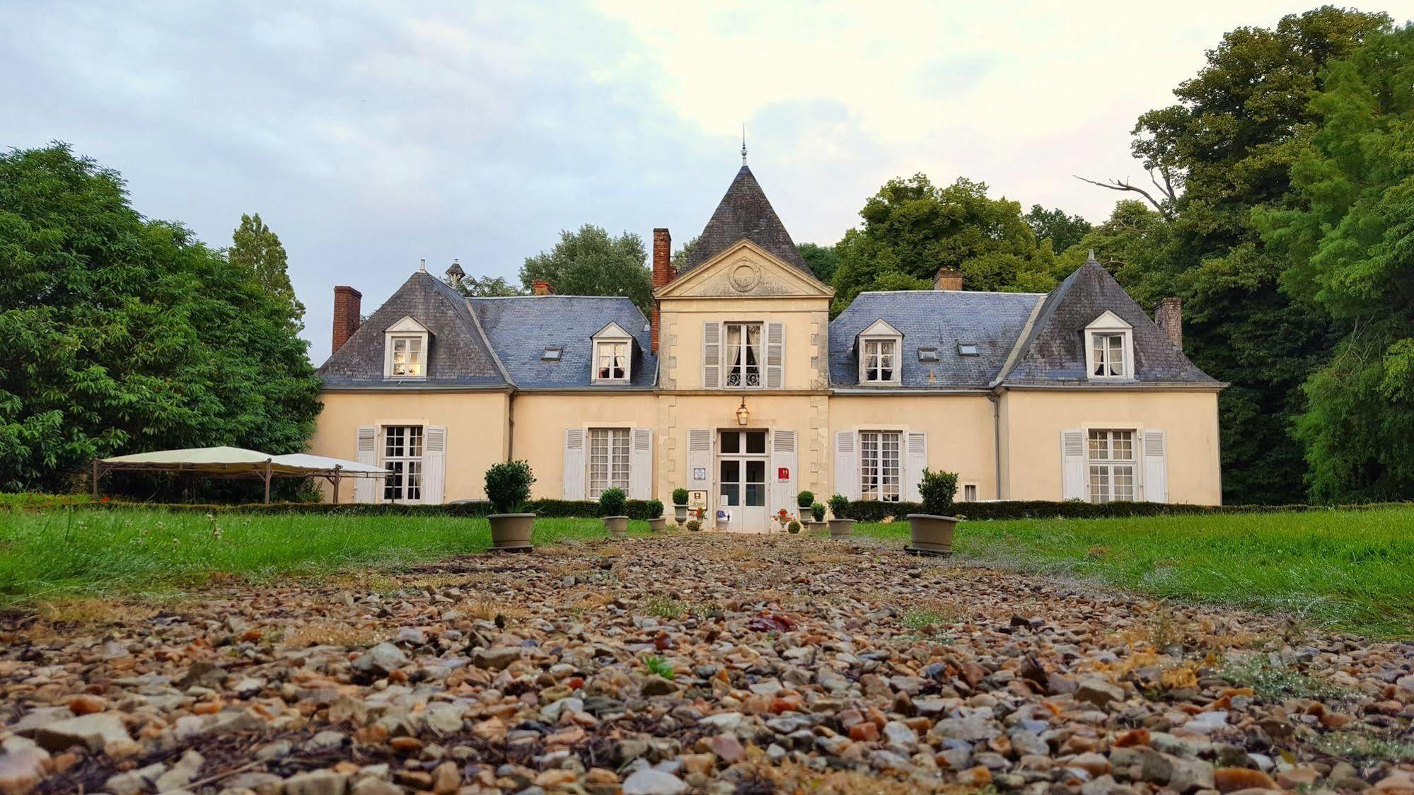 Domaine De Chatenay - Le Mans 생-사튀르냉 외부 사진